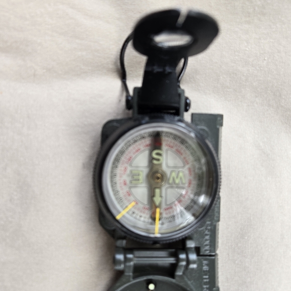 Lensatic Engineer Compass - Picture 2 of 11